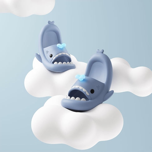 Sharkicks Basic - 噴水鯨鯊魚拖鞋